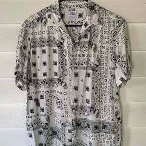 Zara men’s short sleeve button up top